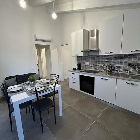 Family House Appartement Porto Torres Buitenkant foto