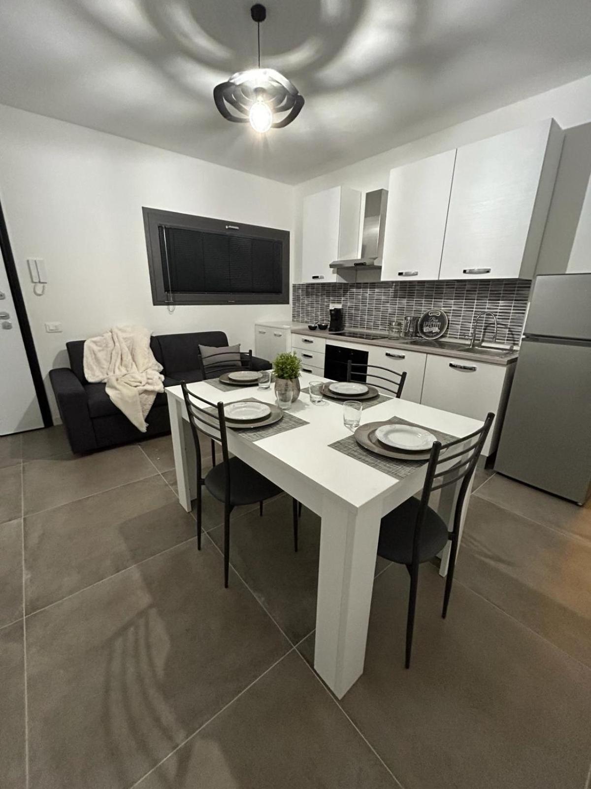 Family House Appartement Porto Torres Buitenkant foto