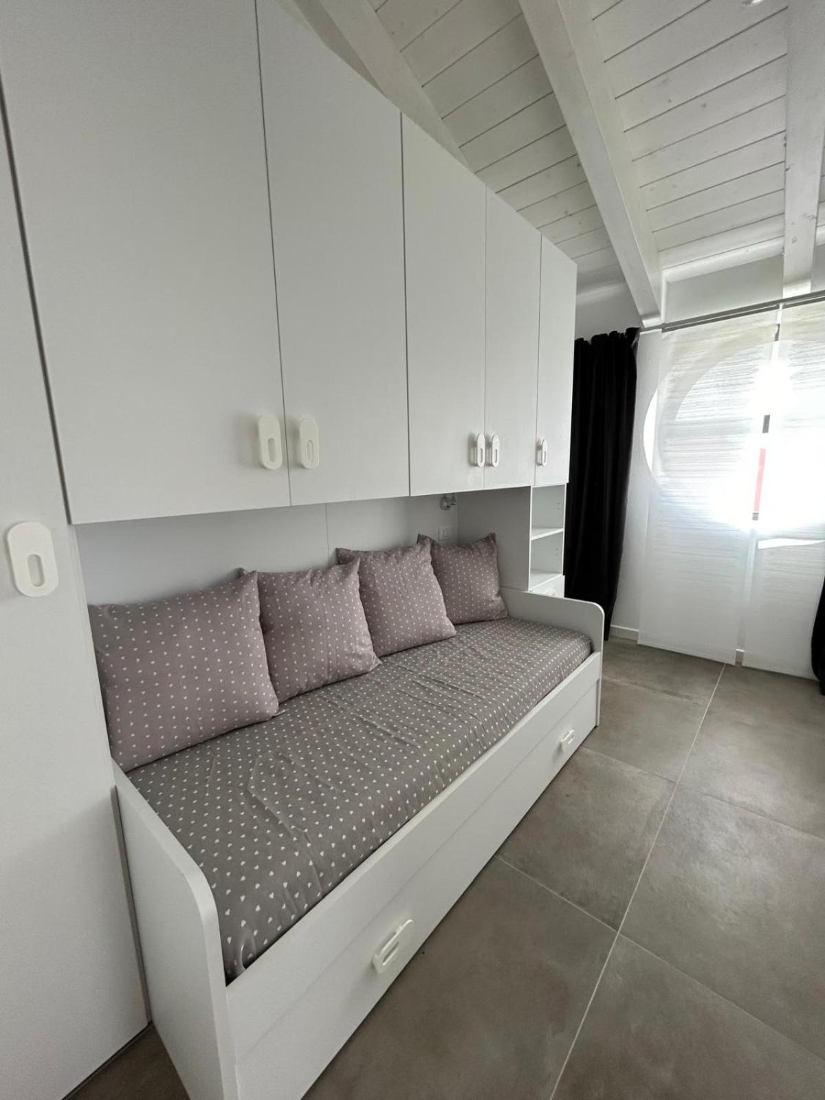 Family House Appartement Porto Torres Buitenkant foto